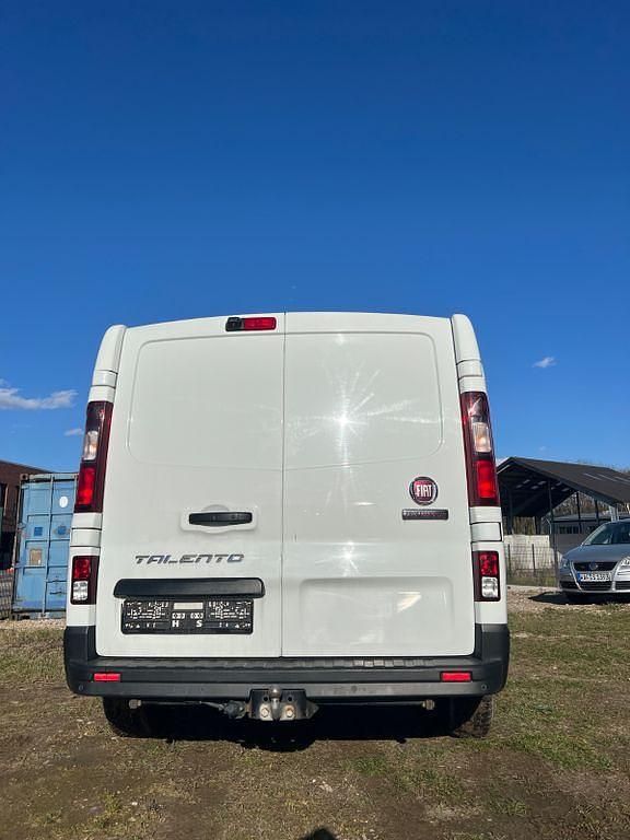 Gebraucht Fiat Talento 145 PS (106 kW) 2020 Weiß Van / Kleinbus