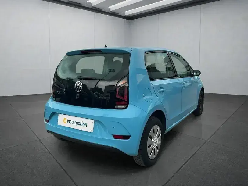 Second-hand VW up! 65 CP (47 kW) 2023 Albastru Hatchback