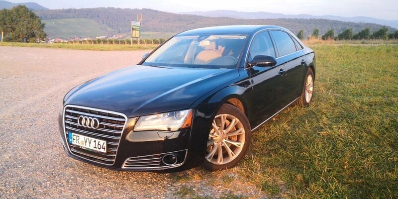 Schwarz Gebraucht 2011 Audi A8L Limousine | 16.500 € (Fairer Preis) - Bild 1/4