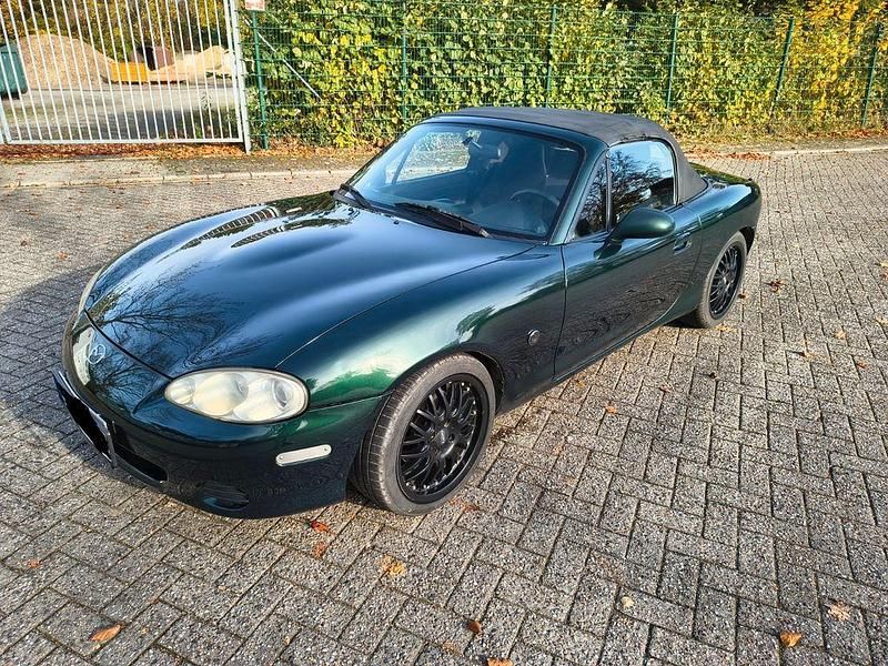 Grün Gebraucht 2002 Mazda MX5 Cabrio | 4.600 € (Fairer Preis) - Bild 1/4