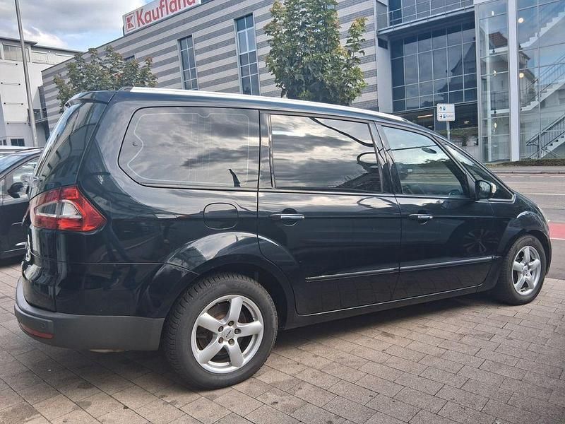 Gebraucht Ford Galaxy Titanium 203 PS (149 kW) 2010 Schwarz Van / Kleinbus