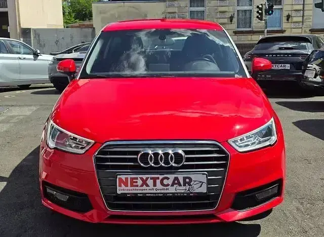 Gebraucht Audi A1 Sport 95 PS (69 kW) 2017 Rot Kleinwagen