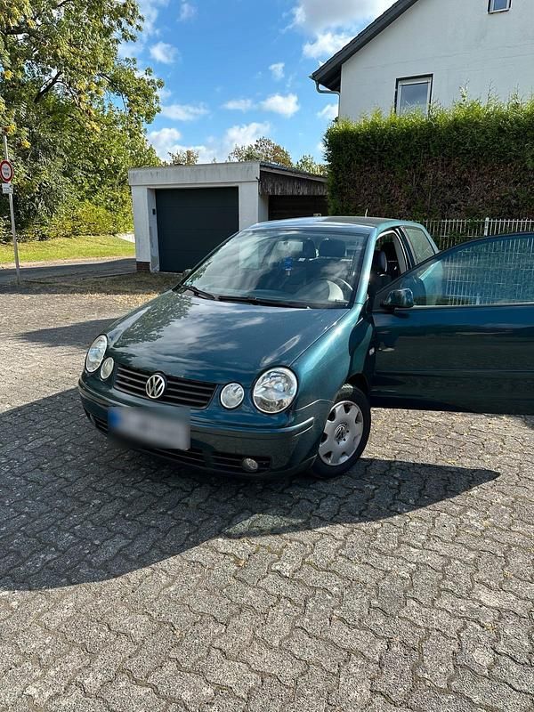 Grün Gebraucht 2002 VW Polo Comfortline Kleinwagen | 700 € (Superpreis) - Bild 1/4