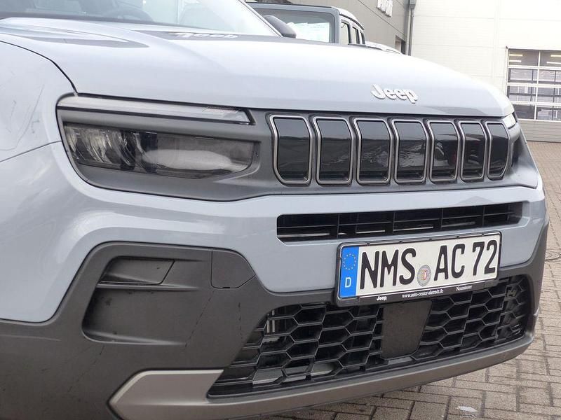 Neu Jeep Avenger Longitude 101 PS (74 kW) 2025 Grau SUV