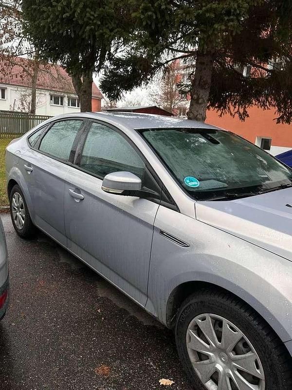 Gebraucht Ford Mondeo Titanium 145 PS (106 kW) 2010 Limousine