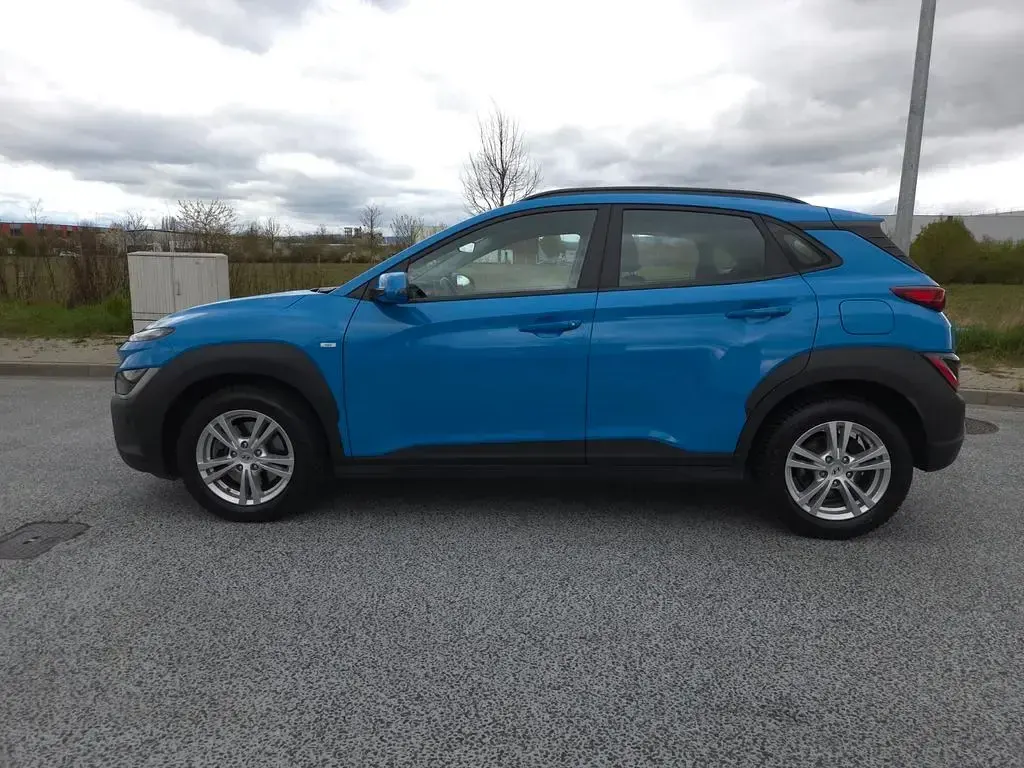 Gebraucht Hyundai Kona Select 120 PS (88 kW) 2021 Blau SUV