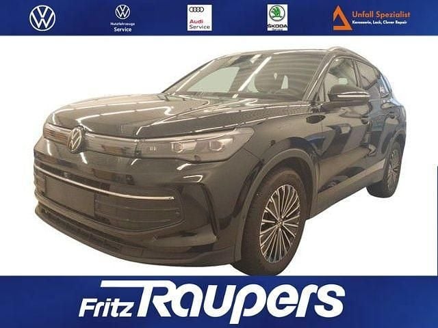 Grenadillschwarz metallic Gebraucht 2025 VW Tiguan Goal SUV | 40.480 € (Superpreis) - Bild 1/4