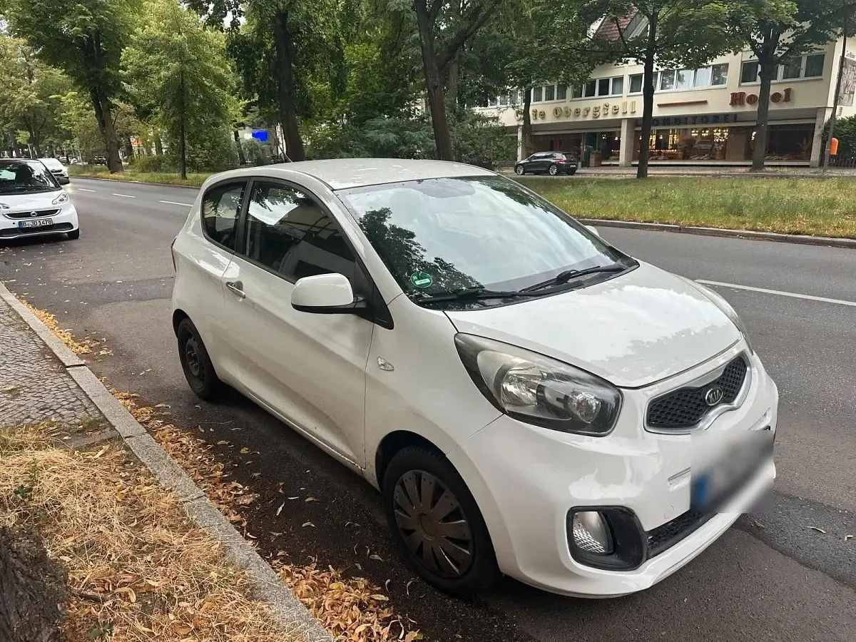 Gebraucht Kia Picanto 69 PS (50 kW) 2011 Weiß Kleinwagen