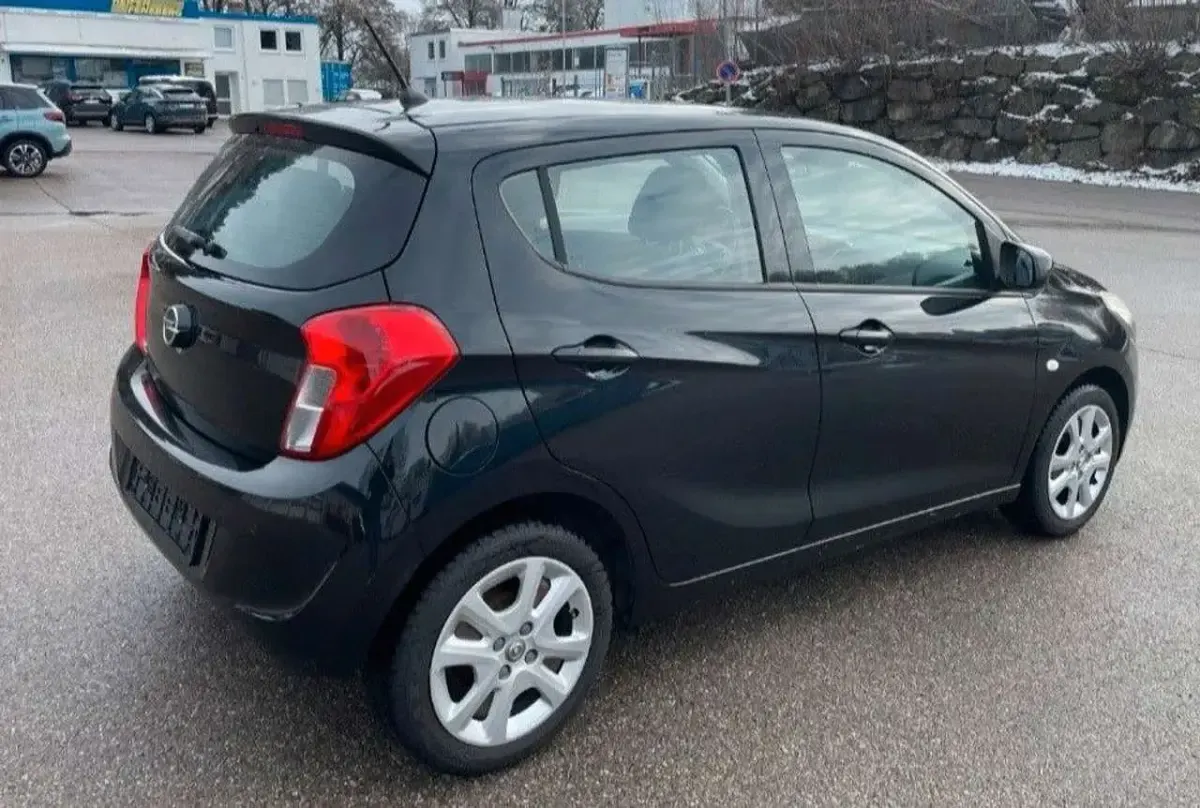 Gebraucht Opel Karl 75 PS (55 kW) 2016 Weiß Kleinwagen