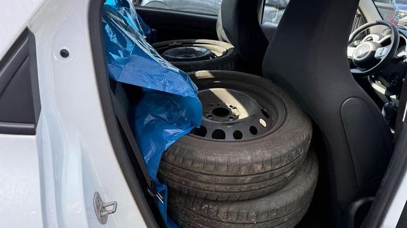 Gebraucht Renault Twingo Life 69 PS (50 kW) 2018 Weiß Kleinwagen