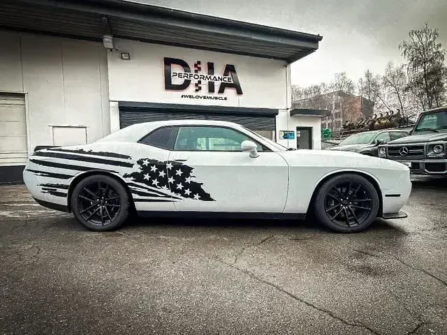 Używany Dodge Challenger 492 KM (361 kW) 2023 Biały Coupe