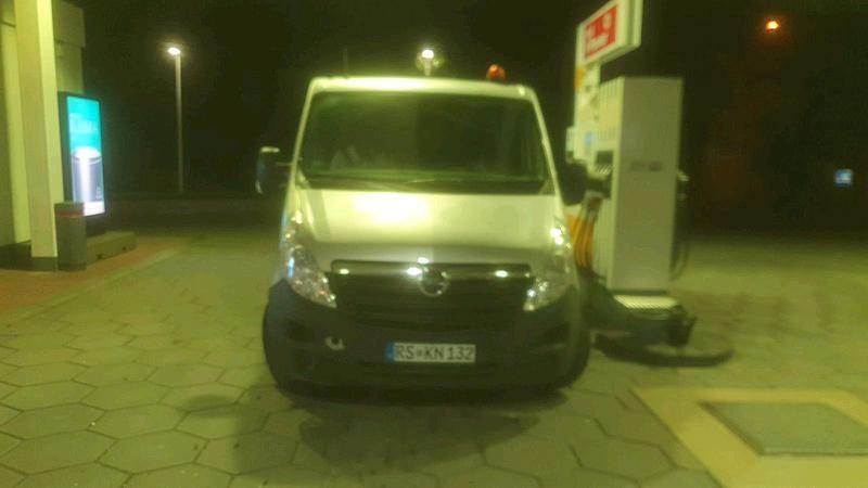 Silber Gebraucht 2012 Opel Movano Van | 10.000 € - Bild 1/4