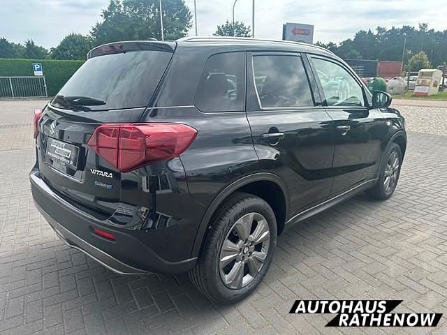 Gebraucht Suzuki Vitara Comfort 116 PS (85 kW) 2024 Cosmic black pearl metallic SUV