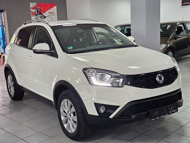 Schwarz Gebraucht 2017 Ssangyong (KGM) Korando SUV | 8.900 € - Bild 1/4