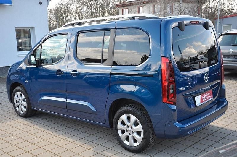 Gebraucht Opel Combo Life Innovation 131 PS (96 kW) 2020 Blau Van / Kleinbus