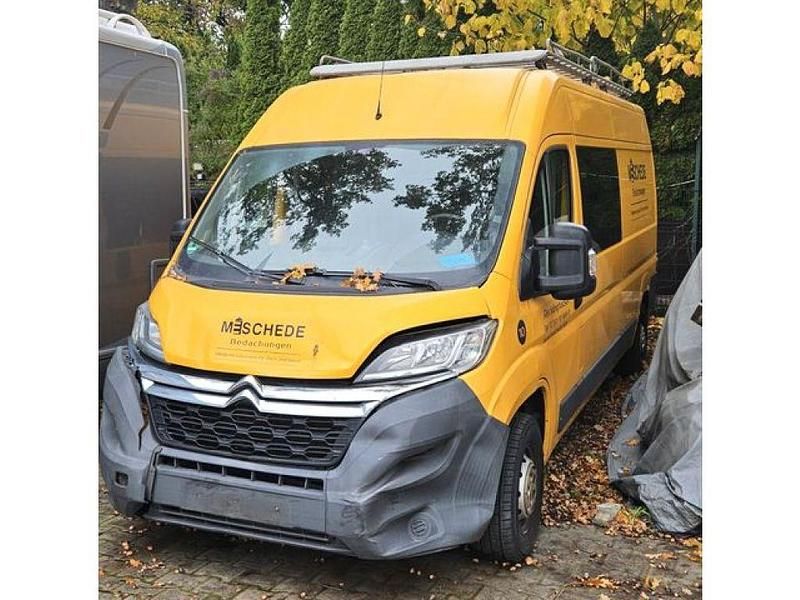 Gelb Gebraucht 2016 Citroën Jumper Van / Kleinbus | 6.990 € (Superpreis) - Bild 1/4
