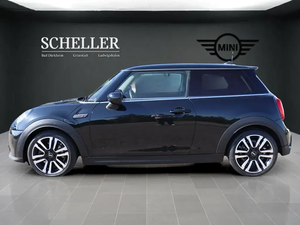 Gebraucht Mini Cooper S Classic 178 PS (130 kW) 2023 Schwarz Kleinwagen