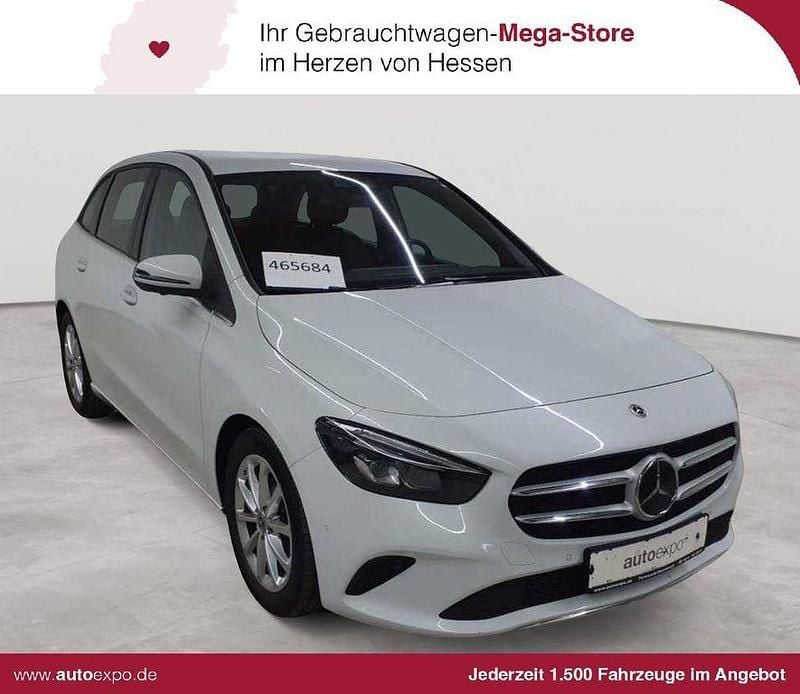 Gebraucht Mercedes B200 Style 150 PS (110 kW) 2022 Digitalweiß metallic Van / Kleinbus