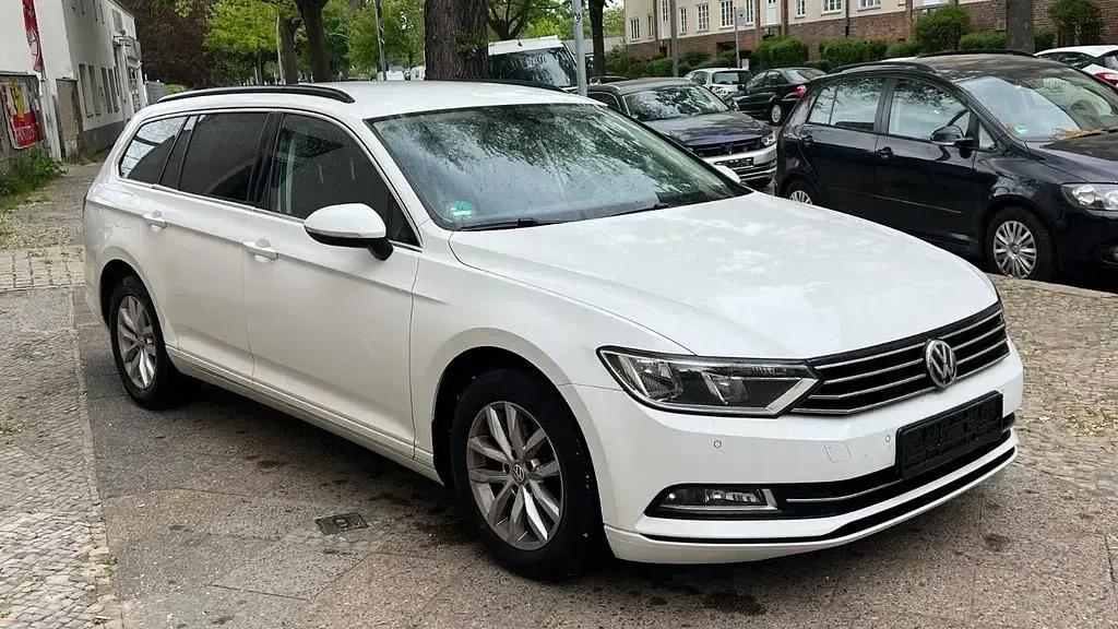 Usata VW Passat Highline 150 CV (110 kW) 2017 Bianco Station wagon