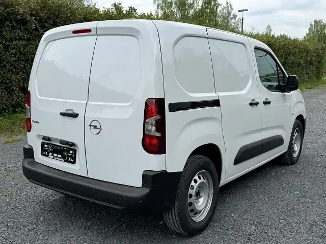 Nowe Opel Combo-e Life 100 kW (136 KM) 2026 Biały Van