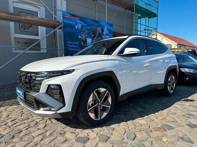 Neu Hyundai Tucson GO! 160 PS (117 kW) 2025 Weiß SUV
