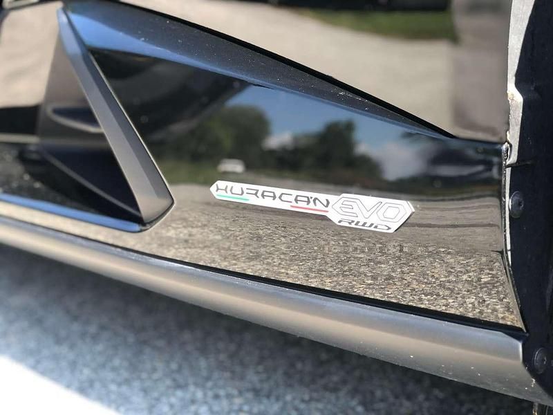 Gebraucht Lamborghini Huracán 639 PS (469 kW) 2023 Schwarz Cabrio