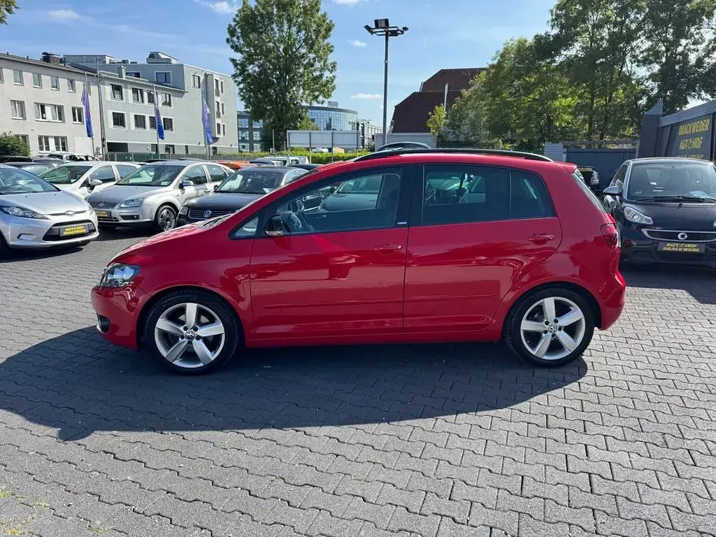 Gebraucht VW Golf Plus Style 122 PS (89 kW) 2012 Rot Van / Kleinbus