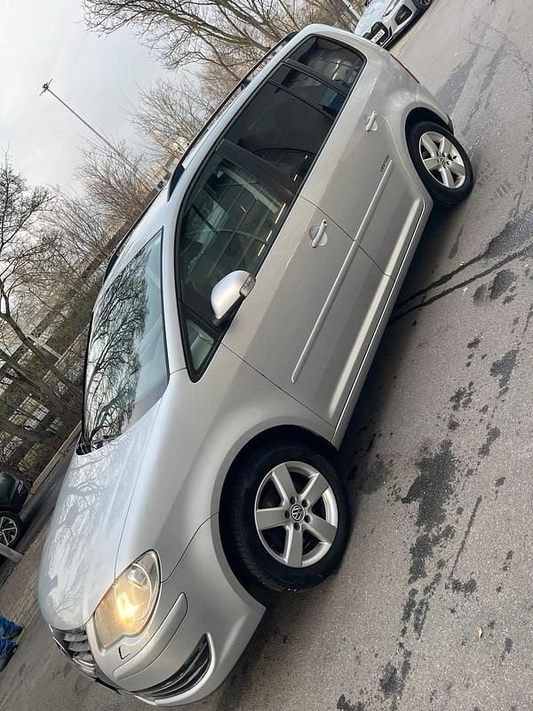 Gebraucht VW Touran 109 PS (80 kW) 2008 Grau Van / Kleinbus