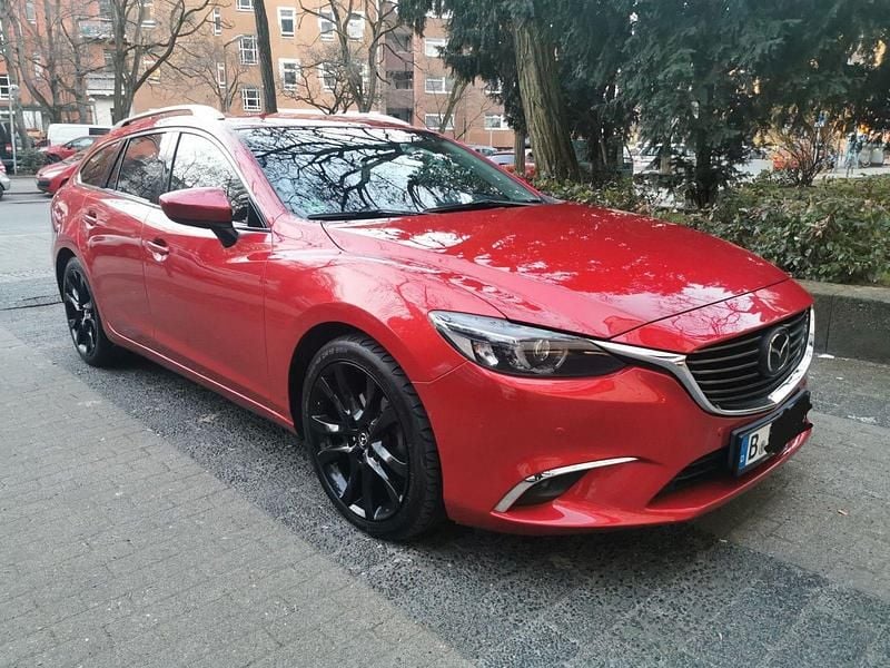 Rot Gebraucht 2015 Mazda 6 Sports-Line Kombi | 15.500 € (Etwas zu teuer) - Bild 1/4