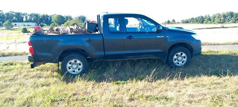Gebraucht 2013 Toyota HiLux Abholung | 17.500 € (Fairer Preis) - Bild 1/4