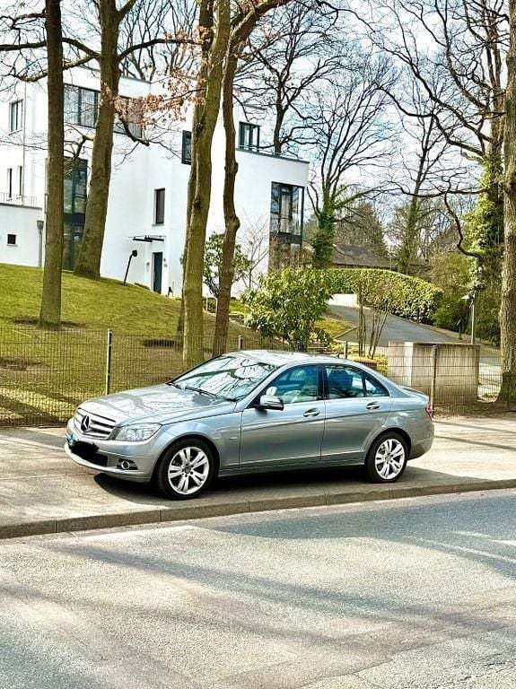 Gebraucht Mercedes C250 Elegance 204 PS (150 kW) 2009 Grau Limousine