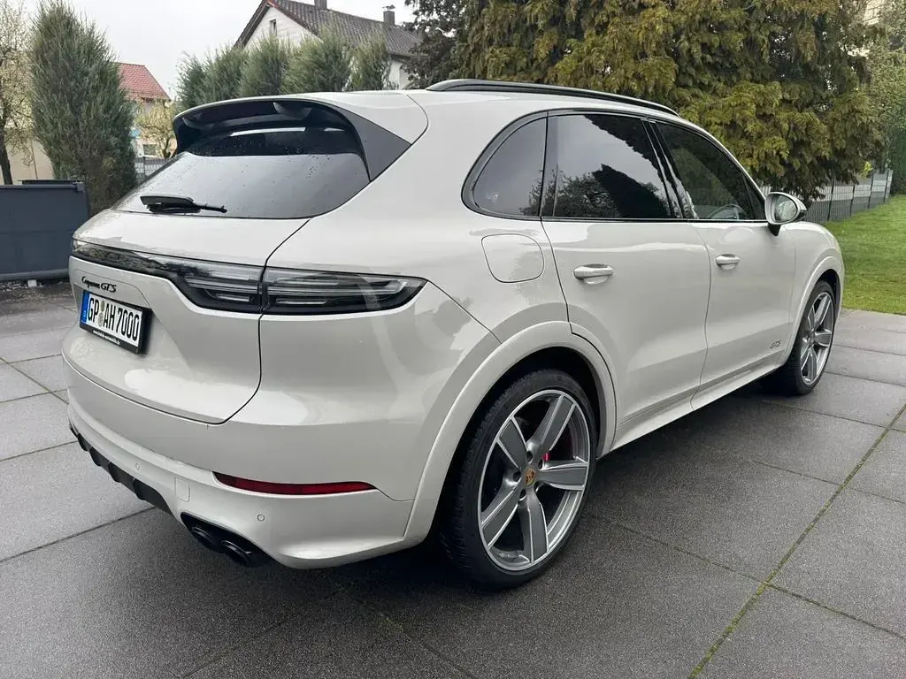 Gebraucht Porsche Cayenne GTS 460 PS (338 kW) 2022 Grau SUV