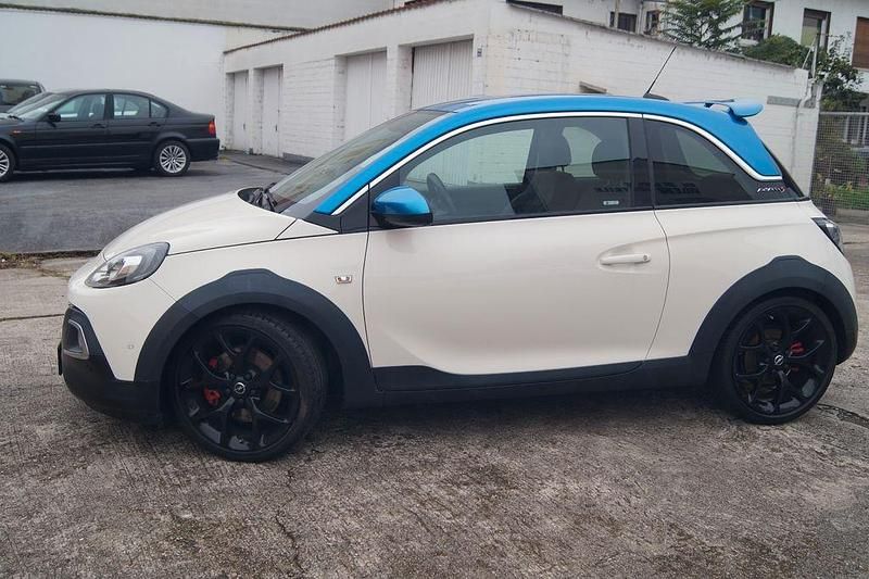 Gebraucht Opel Adam Rocks Rocks S 150 PS (110 kW) 2017 Weiß Kleinwagen
