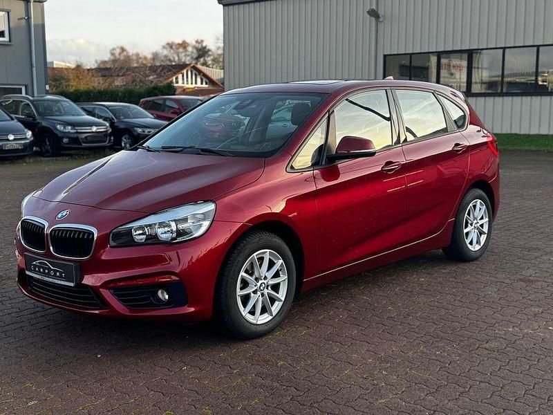 Rot Gebraucht 2015 BMW 218 Active Tourer Performance Van / Kleinbus | 11.900 € (Guter Preis) - Bild 1/4