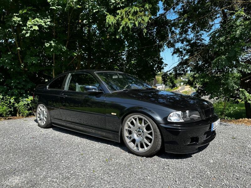 Schwarz Gebraucht 2002 BMW 330 M Sport Coupé | 9.500 € (Fairer Preis) - Bild 1/4