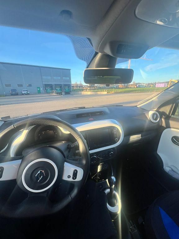 Gebraucht Renault Twingo Techno 60 kW (82 PS) 2023 Weiß Kleinwagen