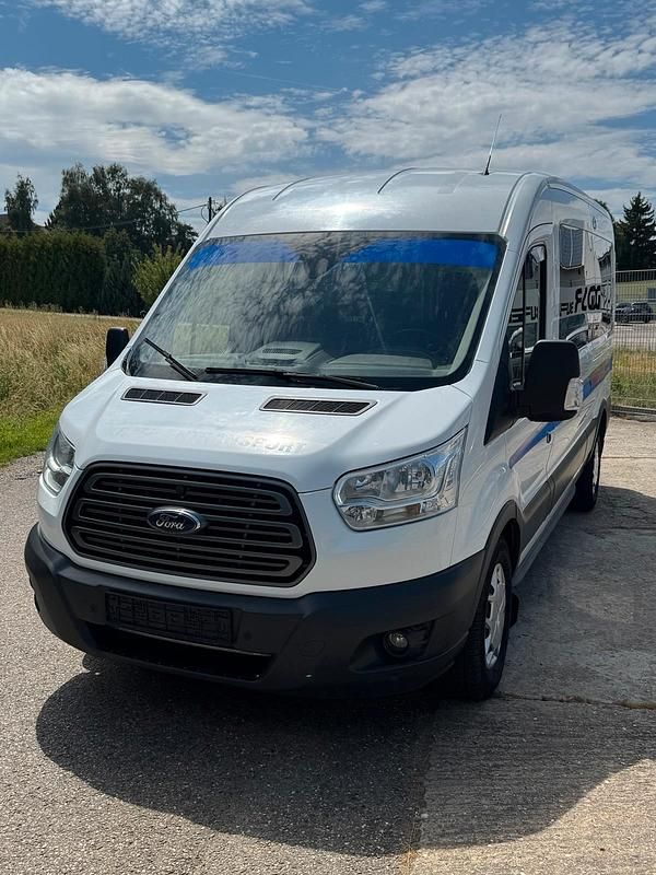 Gebraucht Ford Transit 170 PS (125 kW) 2019 Weiß Van / Kleinbus