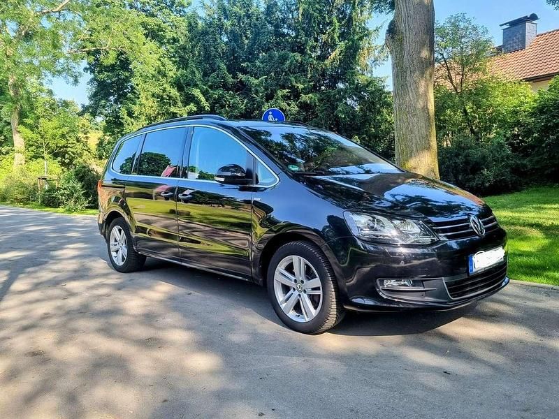 Schwarz Gebraucht 2013 VW Sharan Match Van / Kleinbus | 10.200 € (Fairer Preis) - Bild 1/4