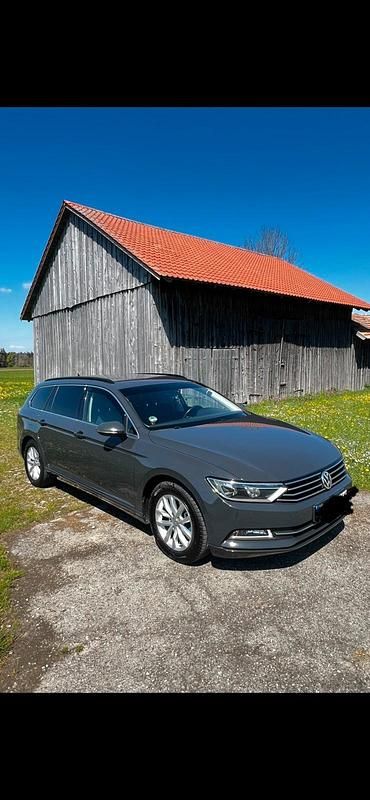 Gebraucht VW Passat 150 PS (110 kW) 2015 Grau Kombi