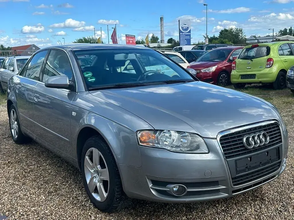 Gebraucht Audi A4 131 PS (96 kW) 2005 Grau Limousine