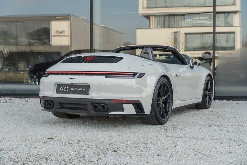 Gebraucht Porsche 911 Carrera Cabriolet 385 PS (283 kW) 2024 Weiß Cabrio