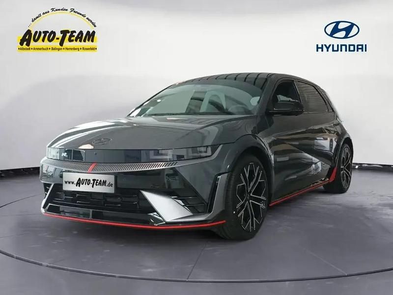 Grau Gebraucht 2024 Hyundai Ioniq 5 SUV | 59.900 € - Bild 1/4