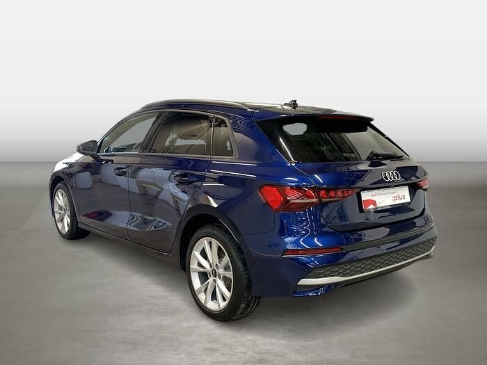 Gebraucht Audi A3 Ambiente 204 PS (150 kW) 2025 Blau Limousine