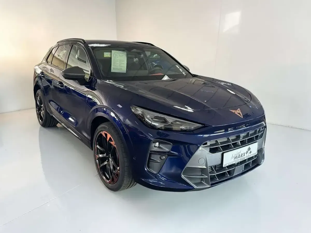 Neu Cupra Terramar VZ 265 PS (194 kW) 2026 Kosmosblau SUV