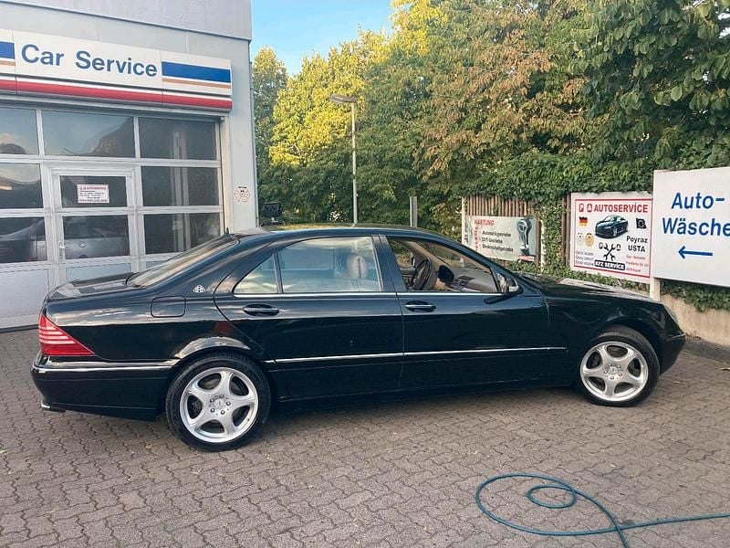 Schwarz Gebraucht 1999 Mercedes S500 Limousine | 6.000 € (Fairer Preis) - Bild 1/4