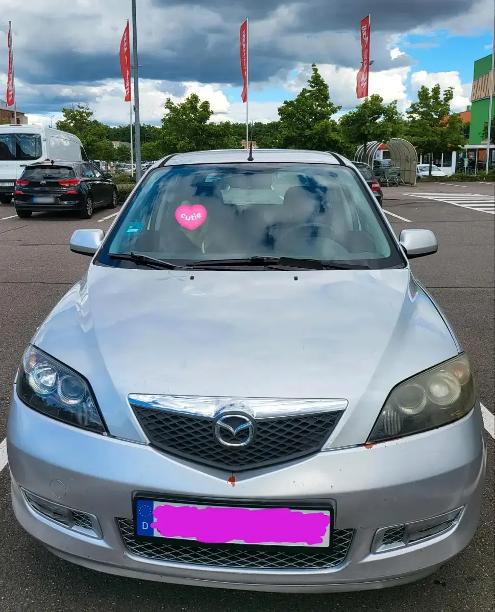 Gebraucht Mazda 2 80 PS (58 kW) 2007 Silber Kleinwagen