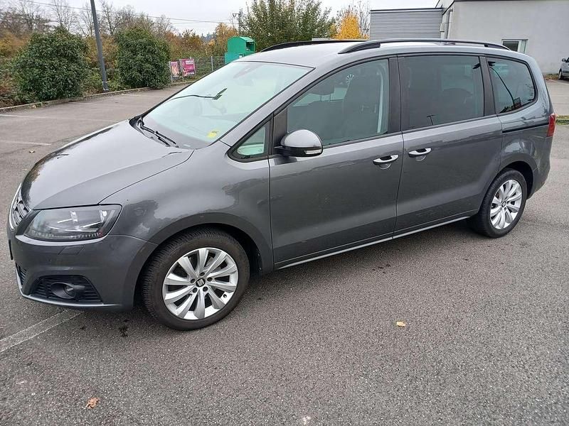 Grau Gebraucht 2015 Seat Alhambra Ecomotive Van / Kleinbus | 8.500 € (Fairer Preis) - Bild 1/4