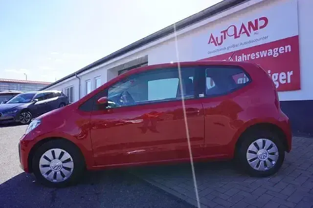Usado VW up! 60 CV (44 kW) 2017 Rojo Utilitario