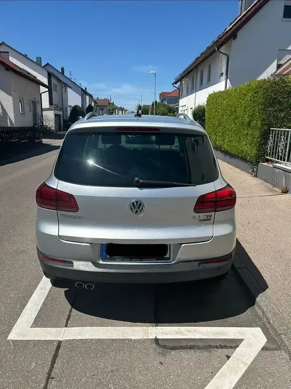 Gebraucht VW Tiguan 150 PS (110 kW) 2015 Silber SUV