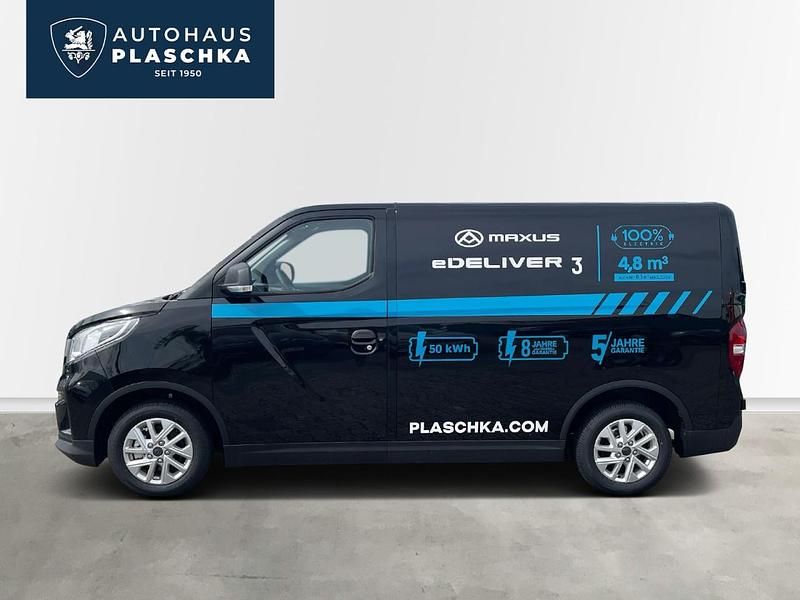 Gebraucht Maxus eDeliver 3 117 kW (160 PS) 2024 Schwarz Van